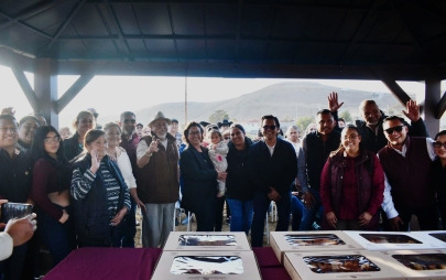 Alcaldesa Rocio Adame Entrega Renovado Parque en Rancho 40