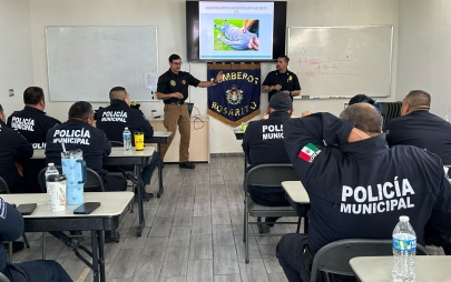 Protección Civil Capacita a Policías Municipales en Primeros Auxilios en Playas de Rosarito