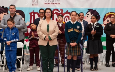 Presidenta Rocio Adame Toma Protesta a Niñas y Niños Funcionarios el Ayuntamiento de Playas de Rosarito