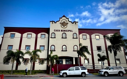 Oficinas Municipales Permanecerán Abiertas el Jueves 01 de Mayo