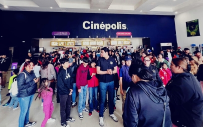 Gobierno de la Presidenta Rocio Adame Lleva al Cine a Niñas y Niños