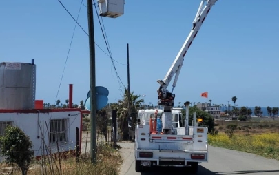 Refuerza Rocio Adame Acciones de Mantenimiento del Alumbrado Público en Playas de Rosarito