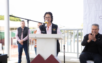 Rocio Adame Acerca Servicios Municipales a Familias de Primo Tapia