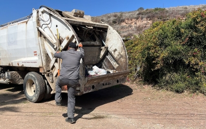 Gobierno de Rocio Adame Invita a Residentes de la Colonia Constitución a Participar en la Recolección Nocturna de Basura Pesada