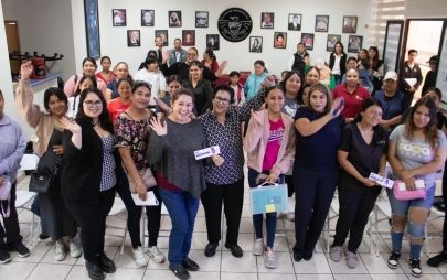 Rocío Adame Impulsa a las Madres Autónomas de Rosarito con Apoyos Económicos y Acompañamiento Integral