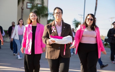 Playas de Rosarito se Viste de Rosa en Conmemoración del mes de Sensibilización Sobre el Cáncer de Mama